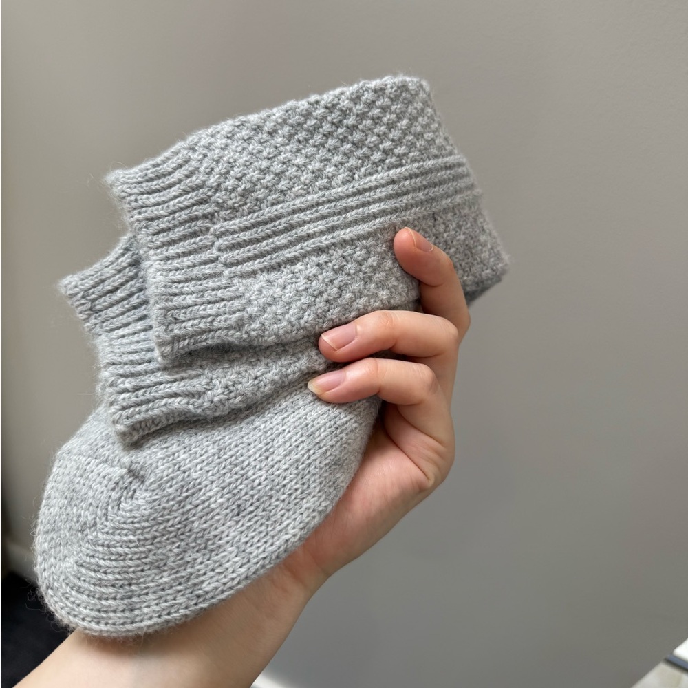MaxMara Weekend Wool Socks - Picture 2 of 2